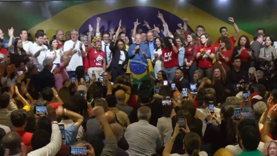 Ex-presidentes do PT veem necessidade de que governo Lula 4 fale com novas bases políticas