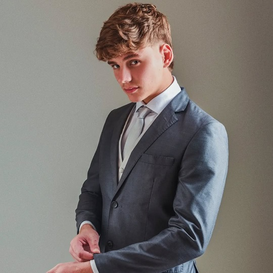 Modelo morre afogado após ensaio fotográfico em praia do Ceará