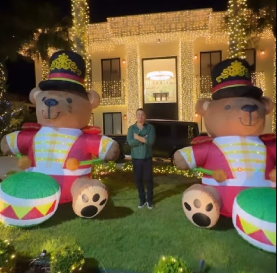 Carlinhos Maia mostra decoração luxuosa de Natal