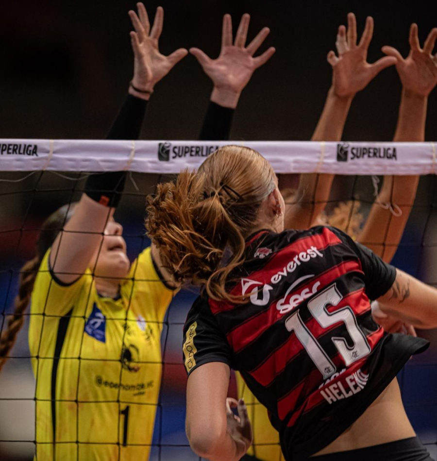 Renasce joga bem mas perde para o Flamengo no RJ