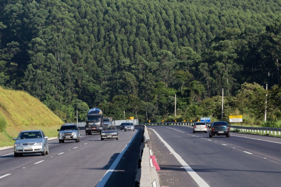 Veja os piores horários para pegar a estrada em SP para as festas de fim de ano