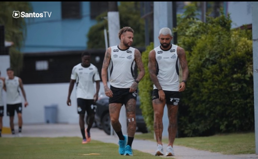 Neymar acelera recuperação e se aproxima do retorno