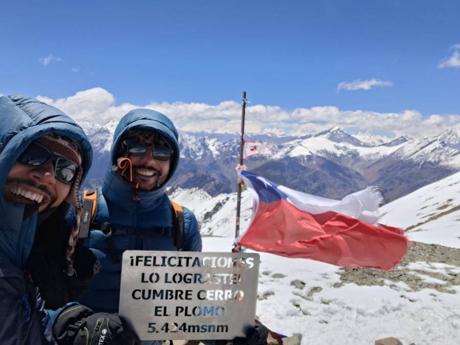 Irmãos de Sorocaba sobem montanha com mais de 5 mil metros de altitude