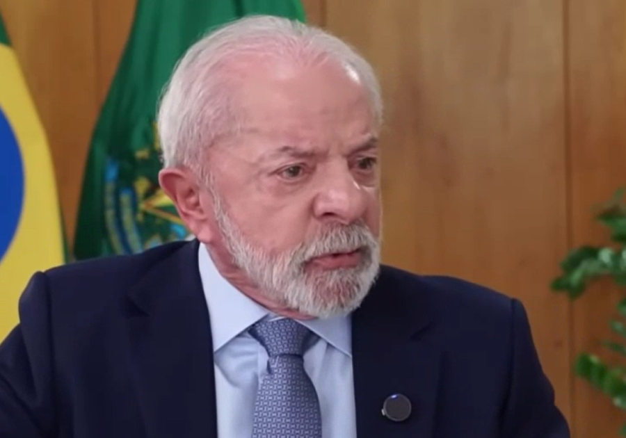 Lula defende a criação de mandato para os ministros do STF