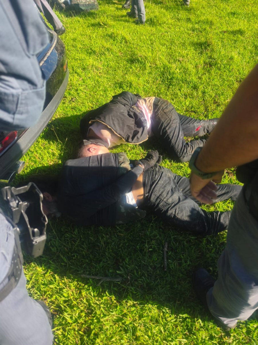  Tiroteio entre PM e suspeitos interdita rodovia Raposo Tavares em Araçoiaba