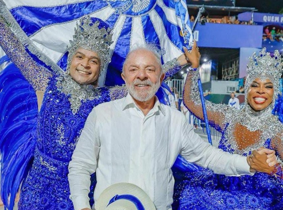 Após acompanhar desfile, Lula agradece homenagem no Carnaval: 'orgulho'