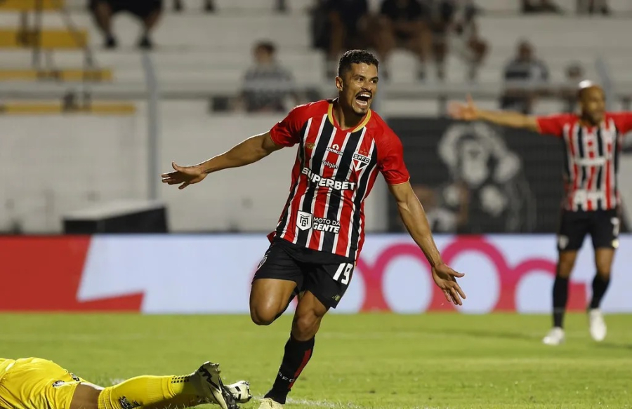 São Paulo derrota a Ponte Preta e se garante nas quartas do Paulistão