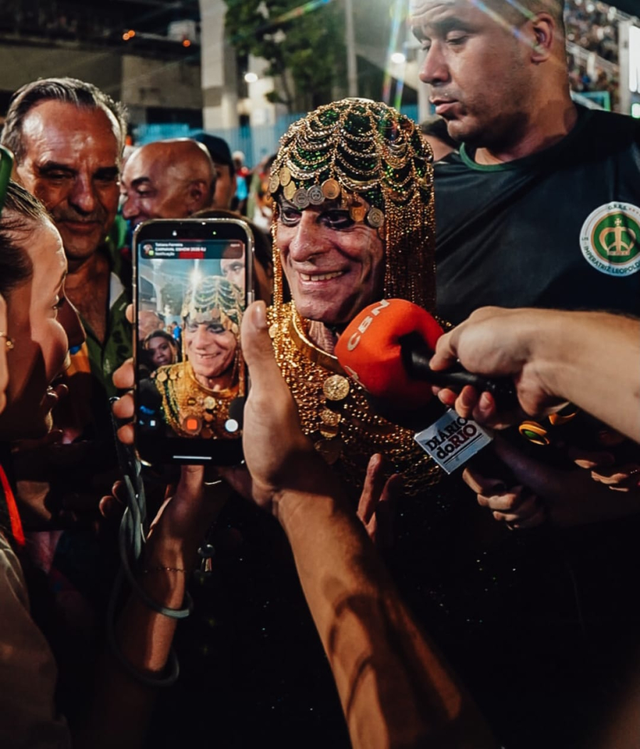 Imperatriz Leopoldinense leva para a avenida homenagem a Ney Matogrosso