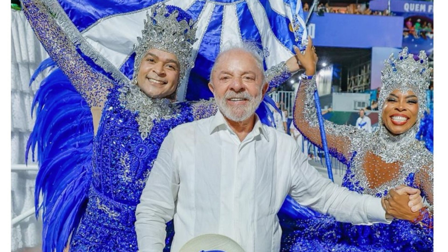 Janja desiste de desfilar na Sapucaí e cita risco de “perseguição” a Lula