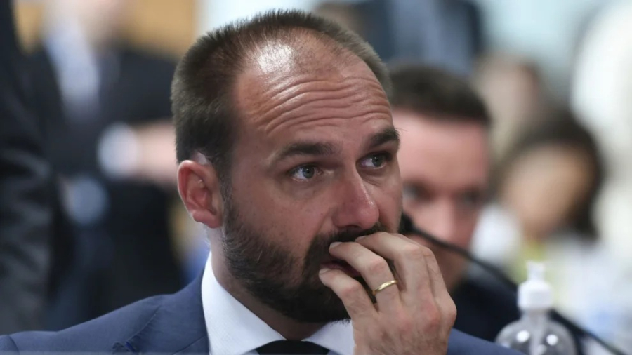 Supremo Tribunal Federal formaliza ação penal contra Eduardo Bolsonaro