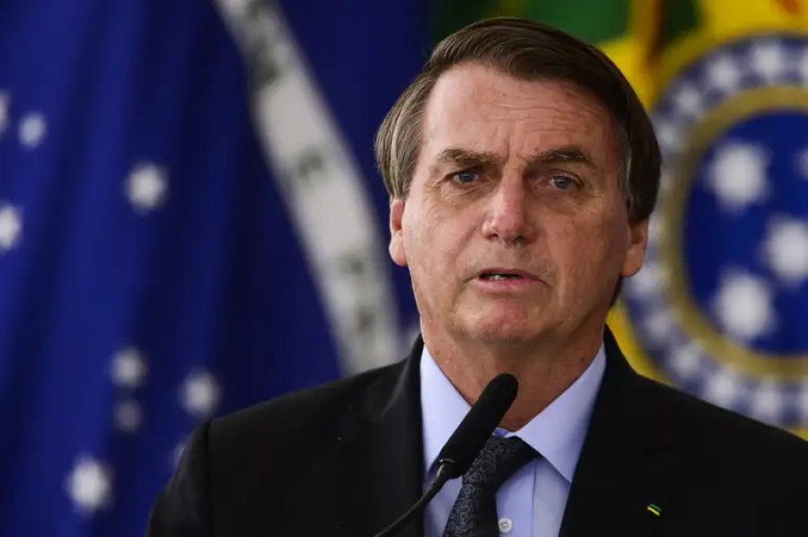 Bolsonaro deve ter alta da UTI nas próximas 24 horas, dizem médicos