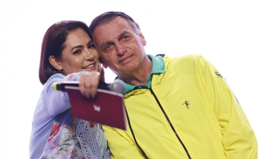 Michelle se reúne com Moraes nesta segunda (23) por domiciliar para Bolsonaro