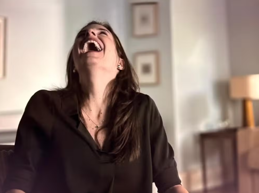 Suzane von Richthofen ri ao relembrar passado em documentário inédito e alega 