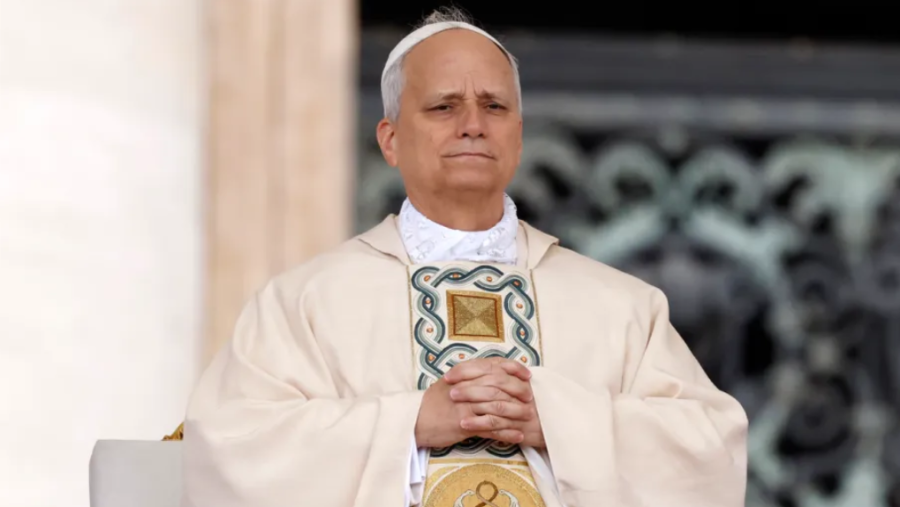 Papa Leão XIV alerta que democracias podem virar 