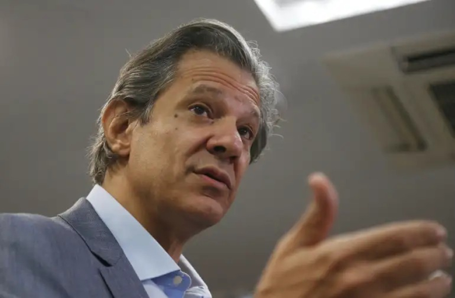 Haddad rebate Tarcísio após fala de que “diploma universitário não é mais importante”