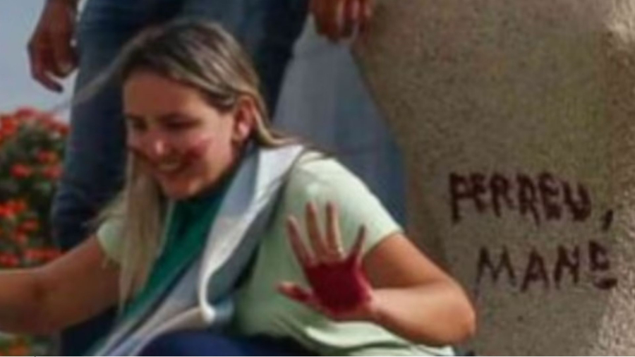 Débora do Batom pede redução de pena após queda de veto ao PL da dosimetria