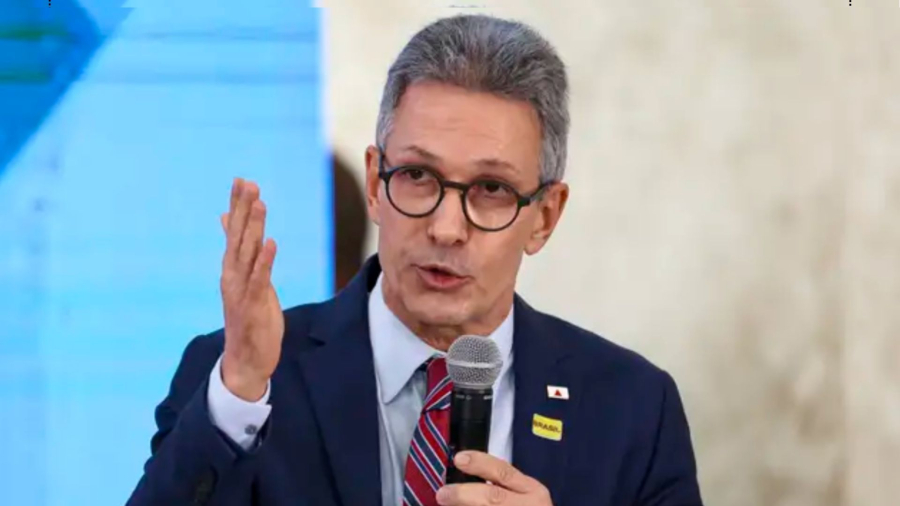 Ex-governador do MG, Romeu Zema defende que crianças possa