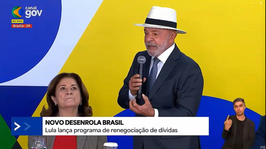 Lula diz que brasileiro se endivida até para comer e reclama de quem suja nome por R$ 100