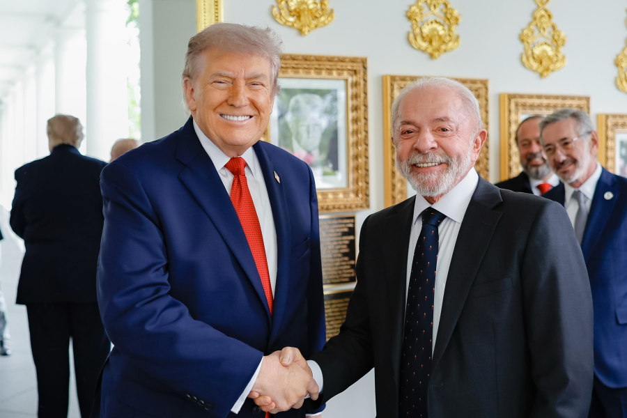 Lula diz ter saído “muito satisfeito” após reunião com Trump nos EUA