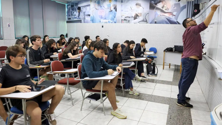 Pré-selecionados no Fies 2026 devem validar informações até segunda