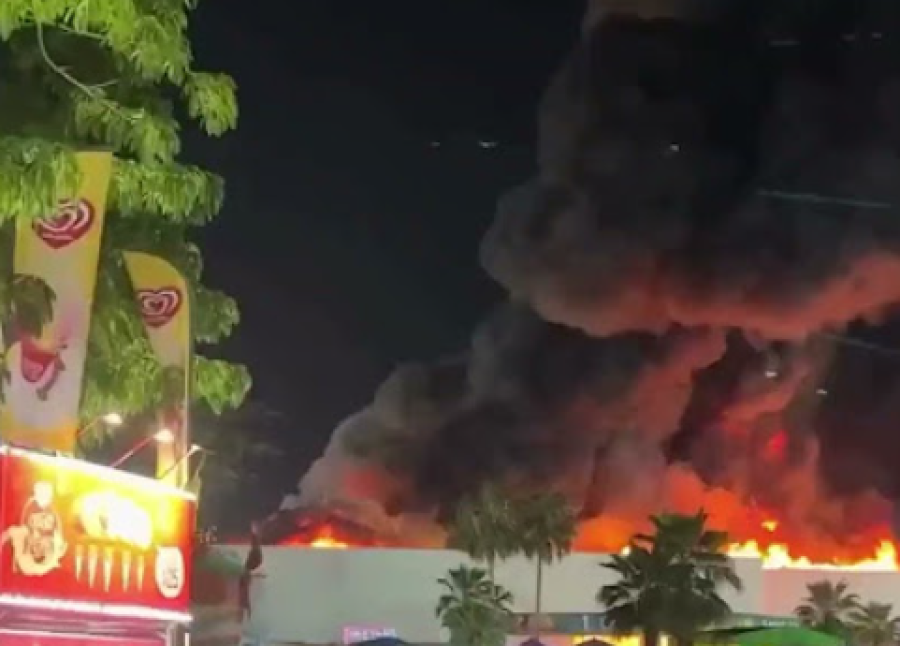 Incêndio em parque de diversões deixa ao menos cinco mortos no México