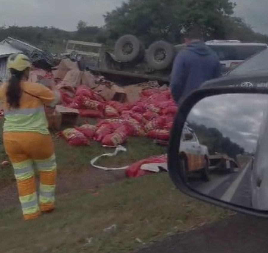 Engavetamento deixa 15 feridos em Sorocaba