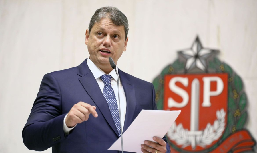 Tarcísio lidera todos os cenários ao governo de SP, segundo Paraná Pesquisas