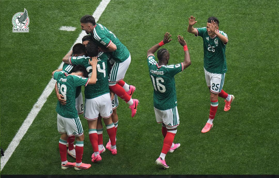 Copa começa com vitória do México, festa no Azteca e virada da Coreia