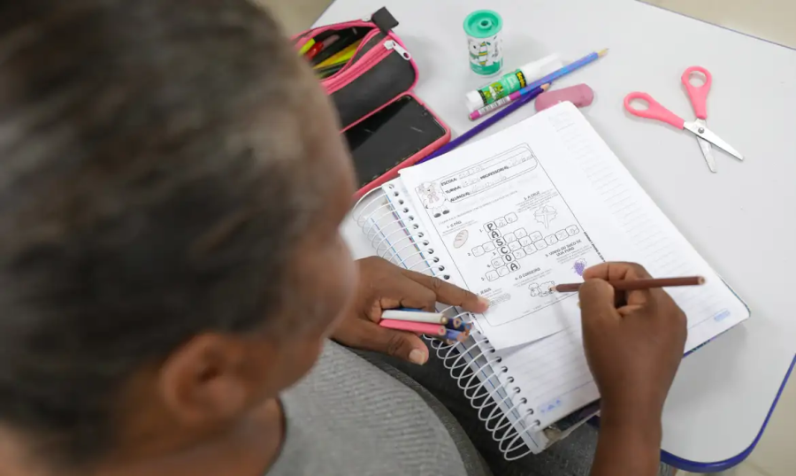 Brasil tem menor taxa de analfabetismo desde 2016