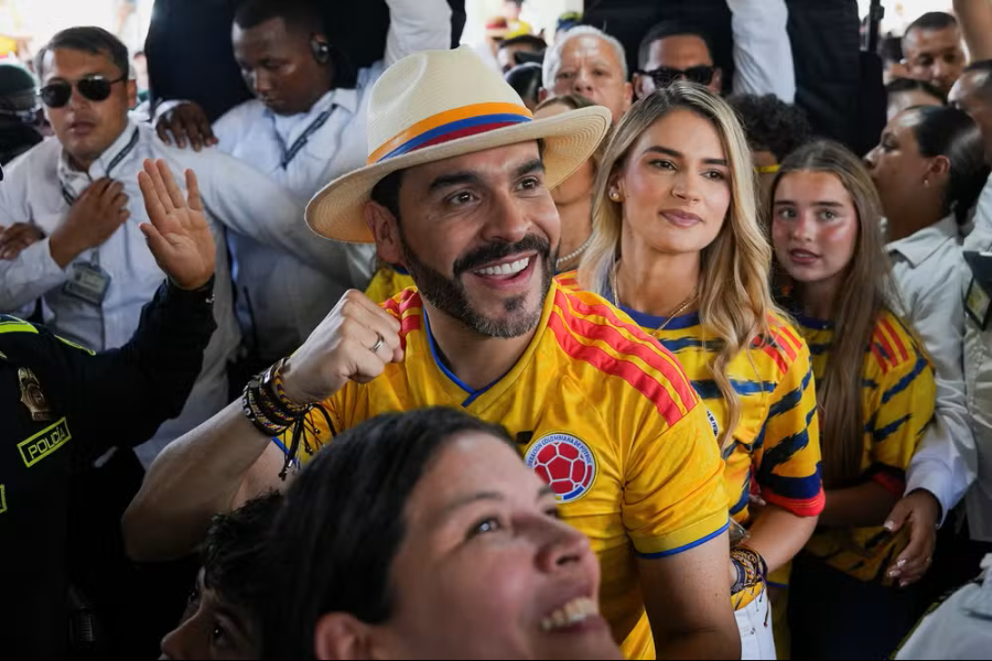 Direita vence eleição presidencial na Colômbia