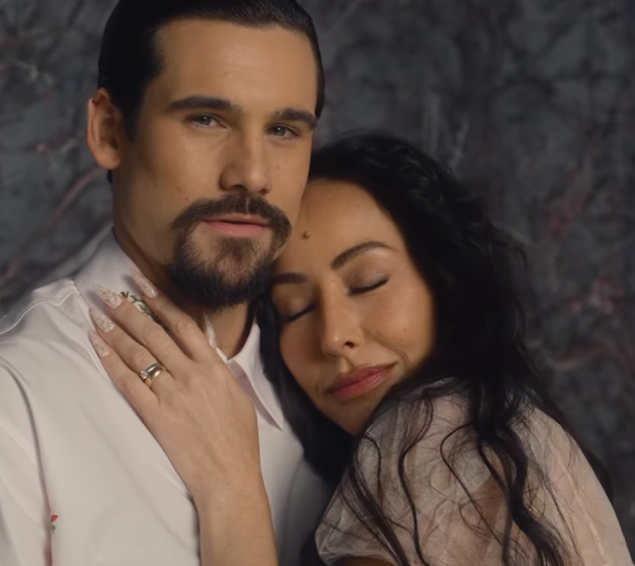 Sabrina Sato anuncia gravidez de Nicolas Prattes