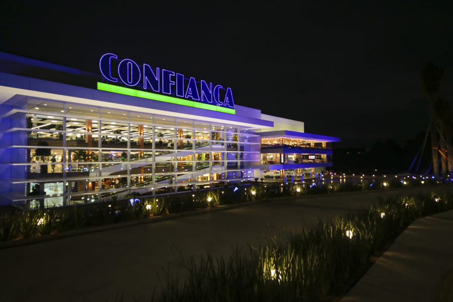 Confiança Supermercados lança campanha “Mega Chute Confiança” com mais de R$ 1,5 milhões em premiações