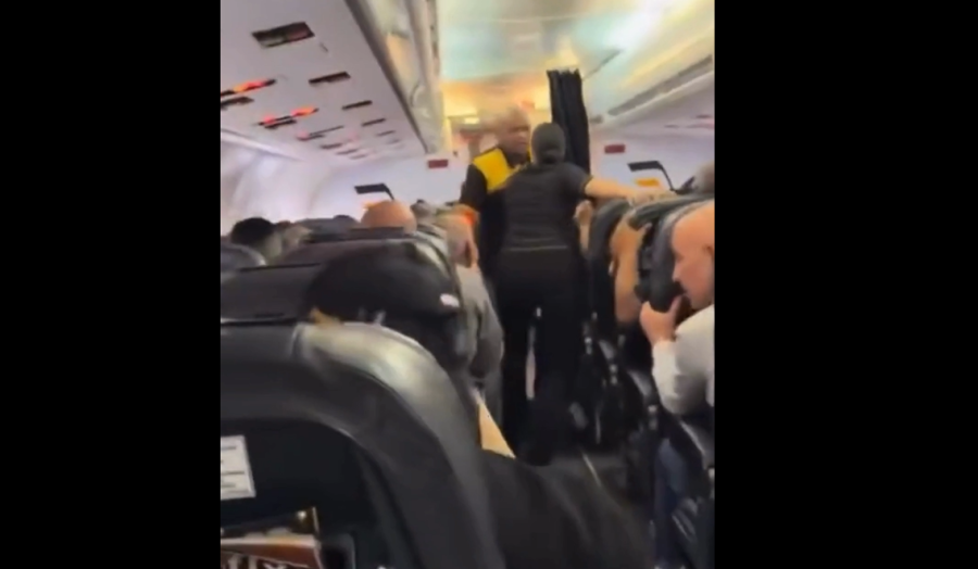 Avião chacoalha em solo durante terremoto na Venezuela