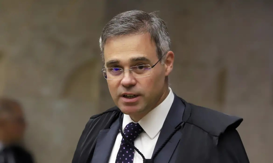 Mendonça vai comandar apuração sobre dinheiro de Vorcaro em Dark Horse