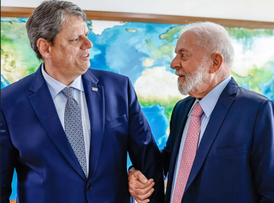Tarcísio poderia vencer Lula, diz Marcos Pereira