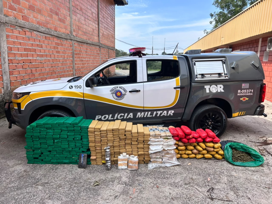 Casal é flagrado com drogas e carro furtado na Castello Branco