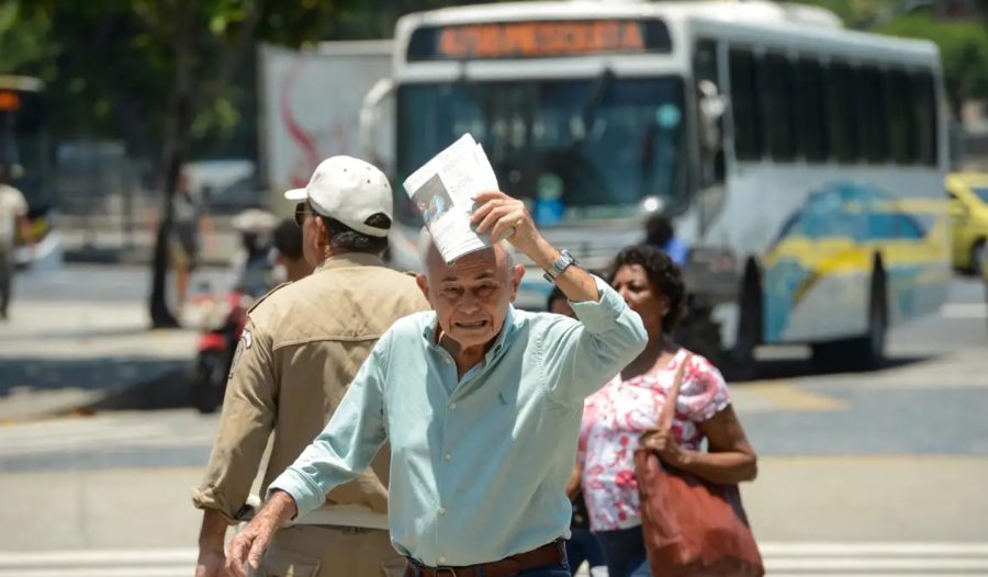 Defesa Civil alerta para forte onda de calor