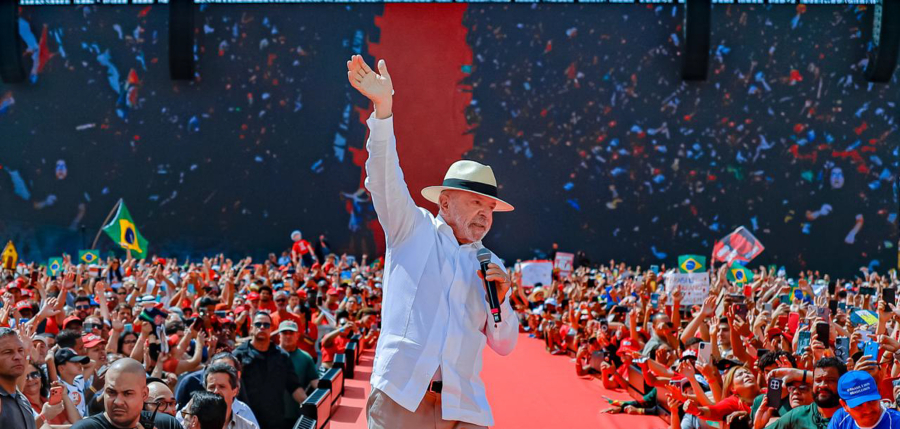 Lula lança candidatura à reeleição em São Bernardo com acenos à militância