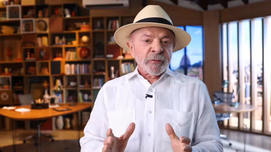 Lula diz estar otimista com fim da “taxa das blusinhas”