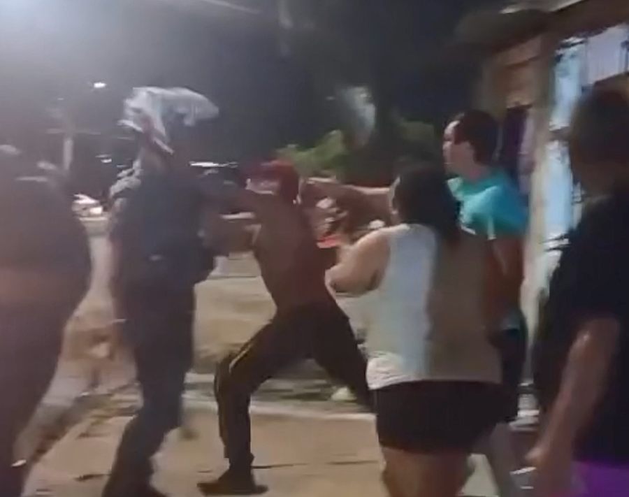 Dupla que agrediu policiais é presa por tentativa de homicídio