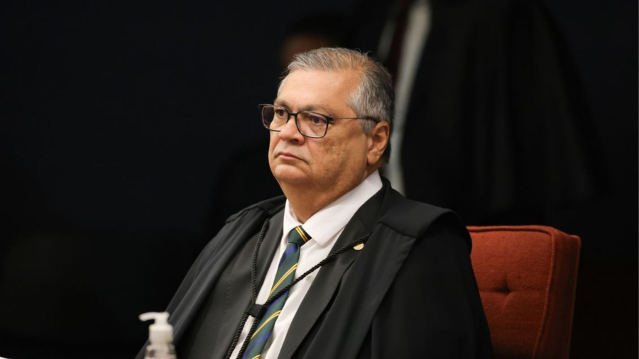 Dino autoriza PF a acessar investigação sobre produtora do Dark Horse