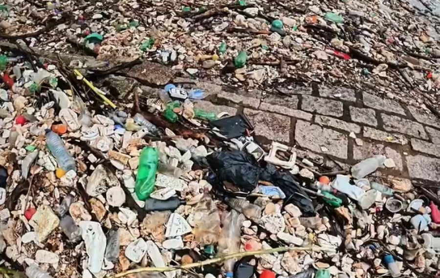 Chuvas revelam cenário de poluição no Rio Tietê em Salto
