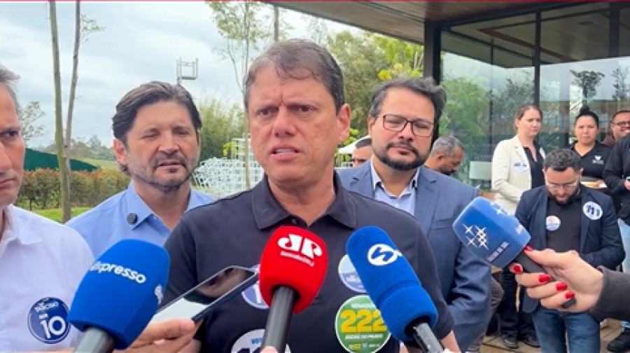 Tarcísio afirma que Trem Intercidades Sorocaba-São Paulo está 'no forno' para sair