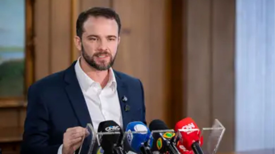 Bets que continuarem no ar após prazo serão bloqueadas, diz Durigan