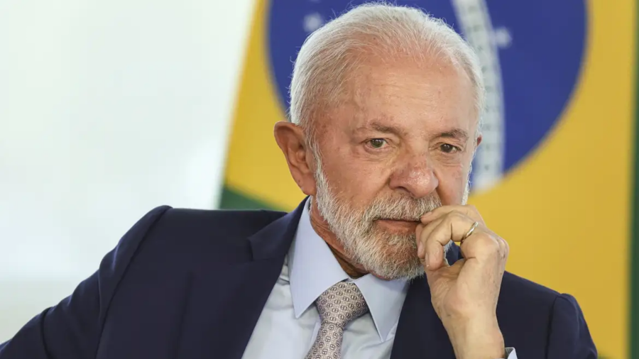 Lula diz ter falado 3 vezes com Fachin sobre crise no STF e afirma que condução do caso 'não foi correta'