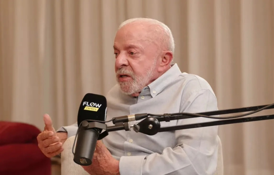 Lula discute limite de cartões de crédito por pessoa